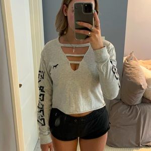 PINK long sleeve cropped shirt with front cutout